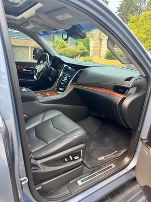 image 6 of interior
