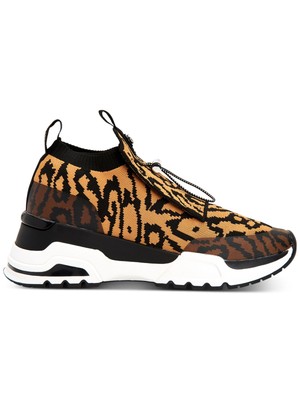 

CALVIN KLEIN Womens Brown 1 Кроссовки на танкетке с оттенком платформы 1 Слипоны Спортивные кроссовки 6,5 м, Коричневый, E5086