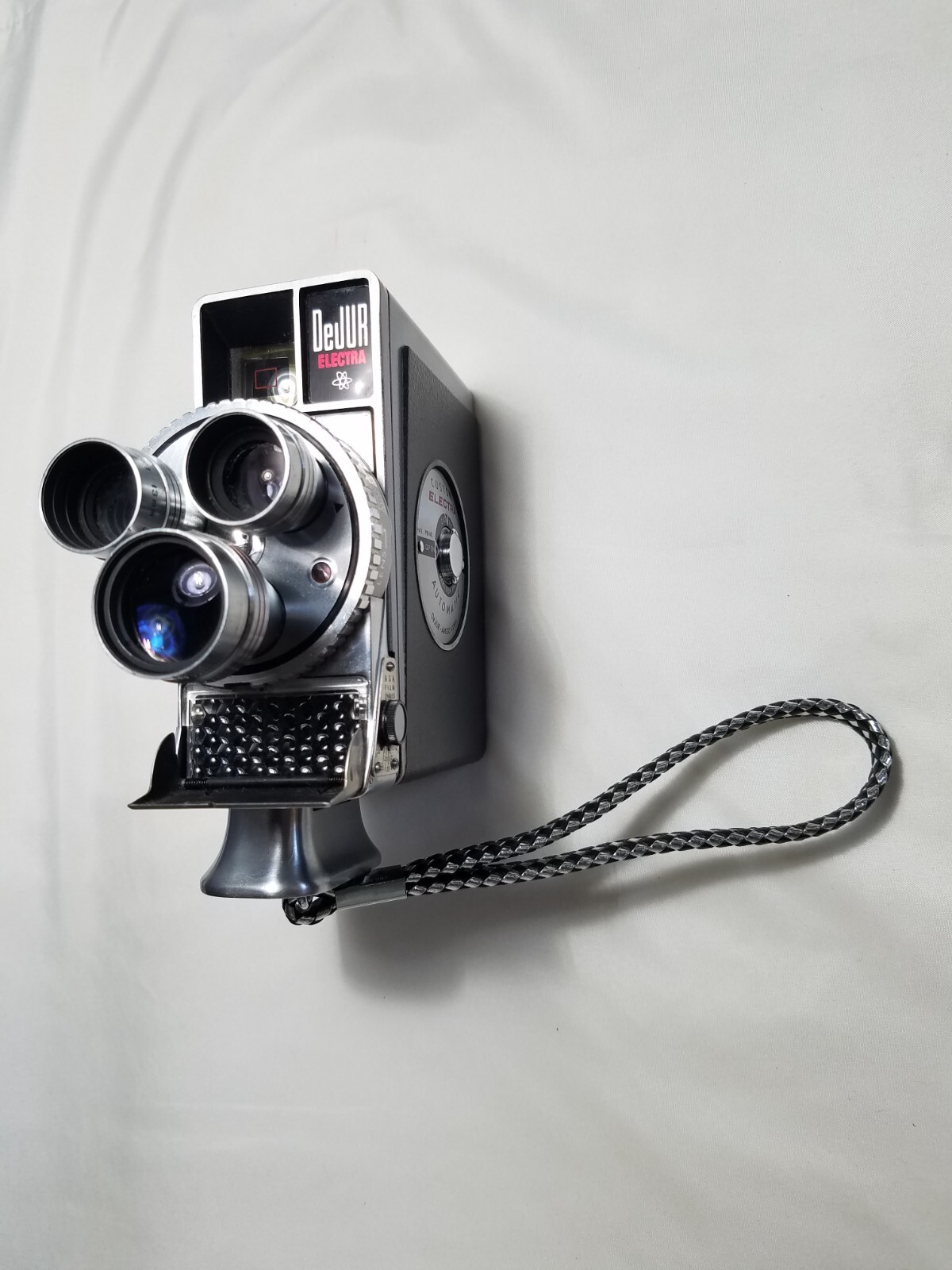 DeJur ELECTRAヴィンテージ・アンティークカメラ File:Vintage DeJUR Electra 8mm Movie Camera, Fully Automatic