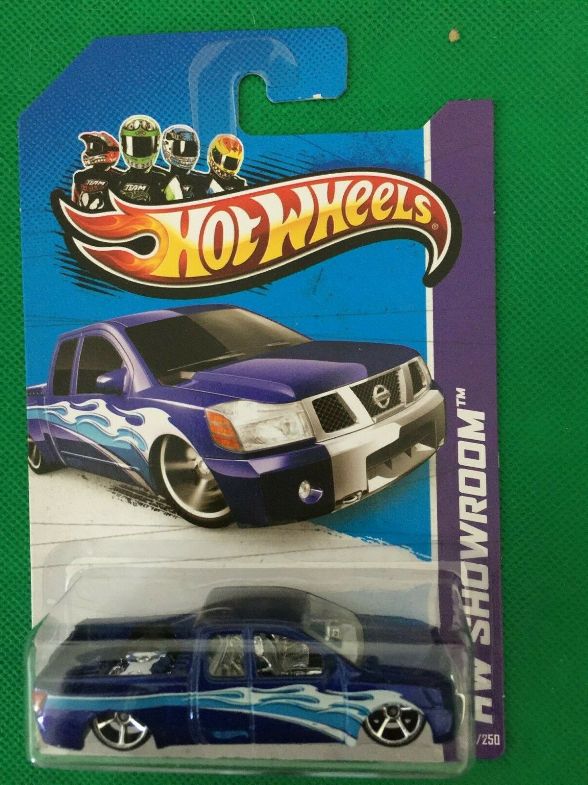 希少 Hot Wheels 限定 589/999 2013年 TikiVan 希少 Hot Wheels 限定 589/999 2013年 TikiVan 希少 Hot Wheels