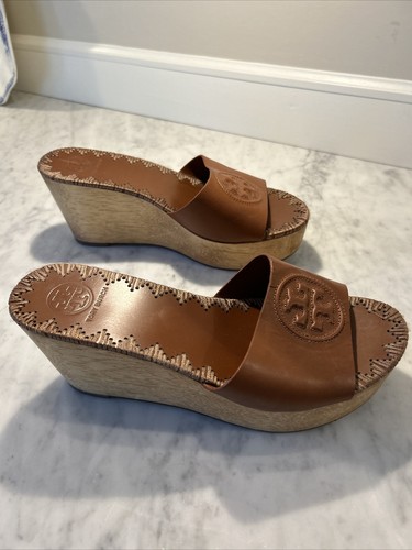 サンダル・ミュール TORY BURCH Women Sandals 79985202 Brown Tory Burch Womens Miller Soft Sandals - Bourbon Miele/Tan