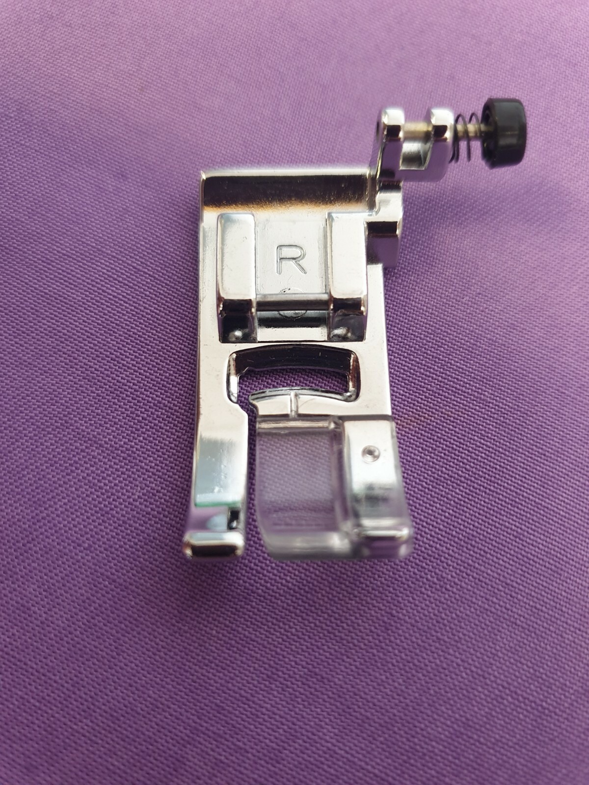 ZIG ZAG FOOT FITS SINGER 8060,9980 9410,9420,9440,9970 ZIG ZAG FOOT FITS SINGER 8060,9980 9410,9420,9440,9970
