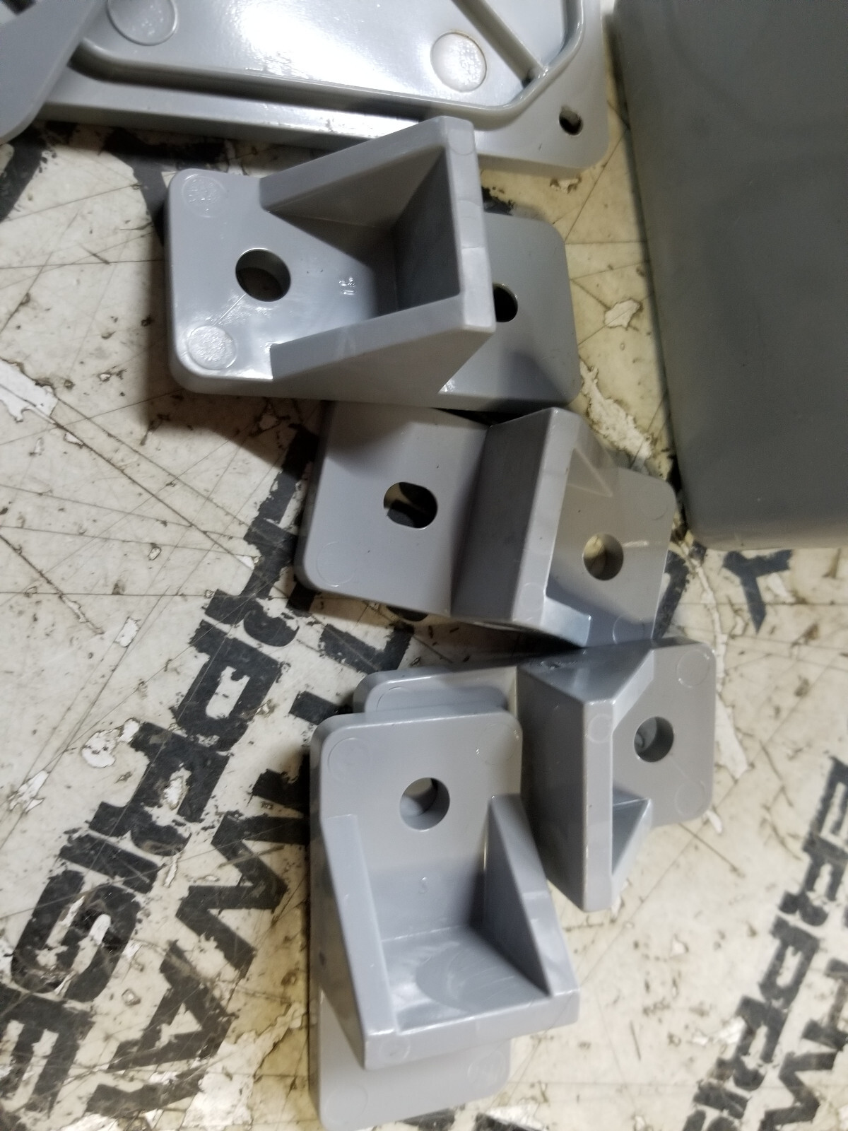 ROYAL RJB44L - Fiberglass Screwcover Junction Box 4x4x4 Enclosure - Picture 3 of 7