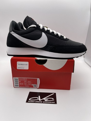 black nike tailwind 79