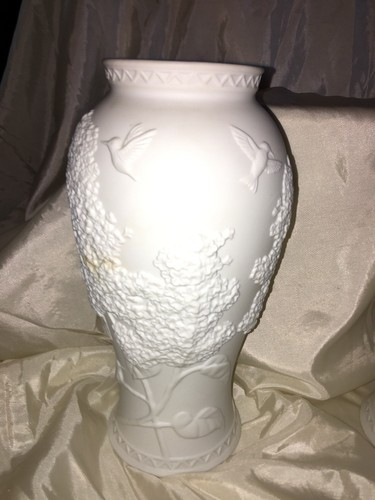2-Cheryl Johnson Designed By GOEBEL White Porcelain Hummingbird Vase 11-1/4”