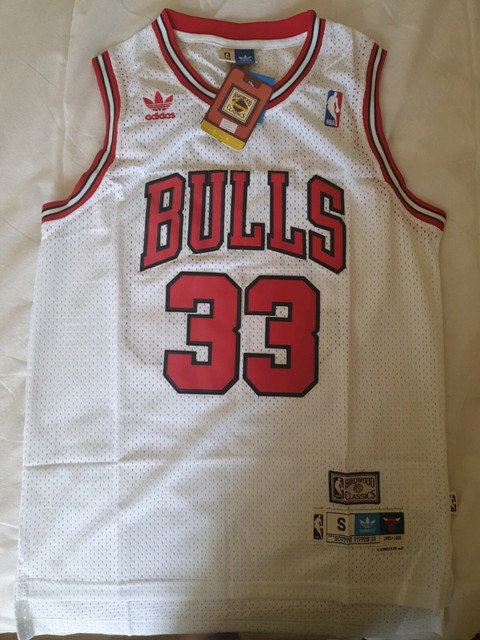chicago bulls jersey number 2