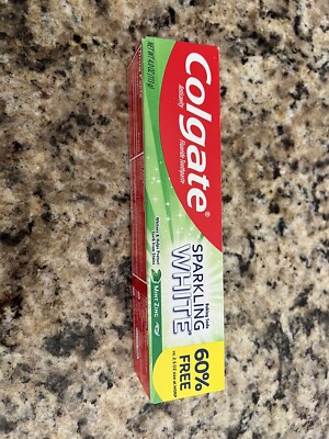 Colgate  Sparkling White Mint Zing Gel Toothpaste 4 OZ Each