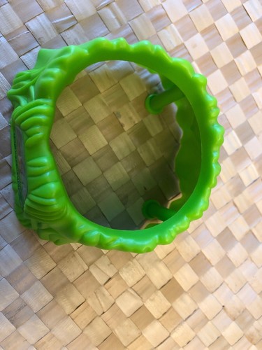 Cranium Balloon Lagoon Replacement Green Frog Pond Plastic Piece