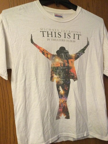 Michael Jackson - “This Is It” - 10/28/09. White Shirt