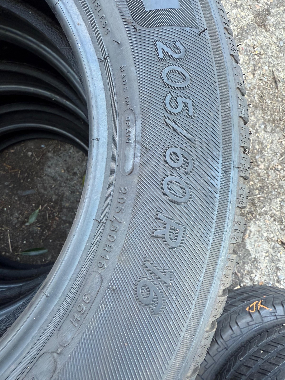 New 205 60 16 Michelin, Cross Climate, M+S, XL, 96H, x1 Tyre (F1_tyres) L3755