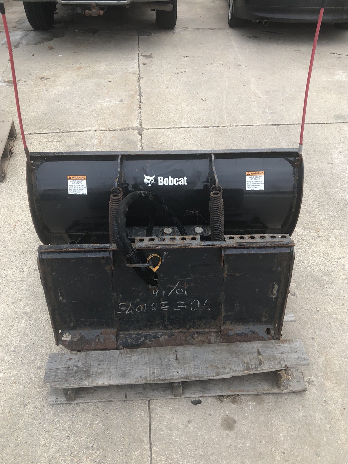 BOBCAT MODEL 48 UTILITY BLADE TOOLCAT Mini skid steer loader Snow Plow!