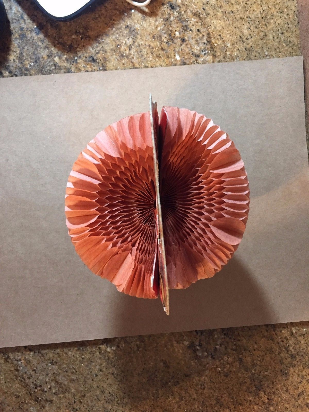 Beautiful Almost Perfect Condition Germany Stand Up Valentines Day  Honeycomb