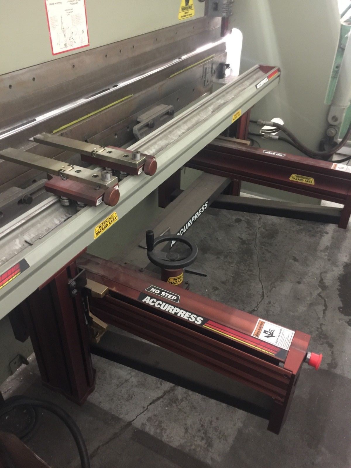 AccurPress 76010, 60 Ton x 10' Press Brake w/ 2 Axis CNC Pedestal Control