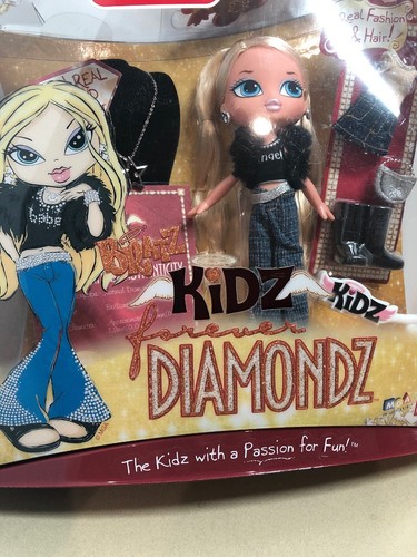 BRATZ DIAMONDZ Forever KIDZ “CLOE” Rare MGA Vintage Doll & Keychain Necklace