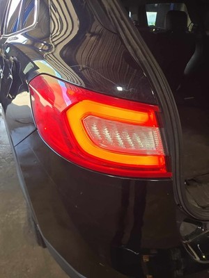 Used Left Quarter Panel Mount Tail Light fits: LINCOLN MKX Left 16 17 18