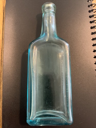 Antique Chas H. Fletchers CASTORIA bottle glass medicine 5 3/4