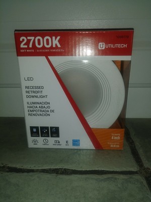 Utilitech 2700K Daylight LED RECESSED RETROFIT DOWN LIGHT STANDARD BASE DIMMABLE