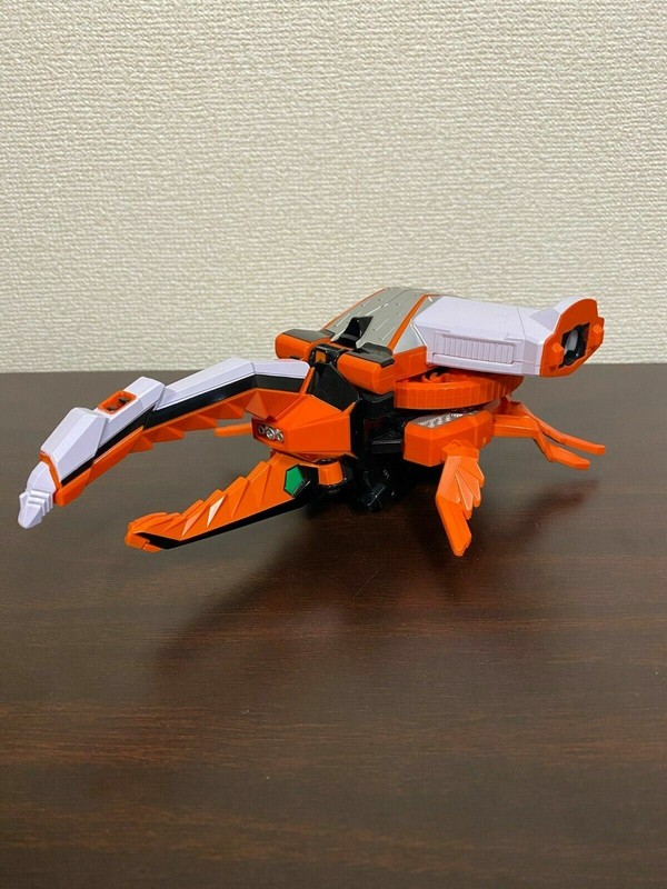 Power Rangers Samurai Sentai Shinkenger Dx Kabuto Origami Beetle Megazord Bandai