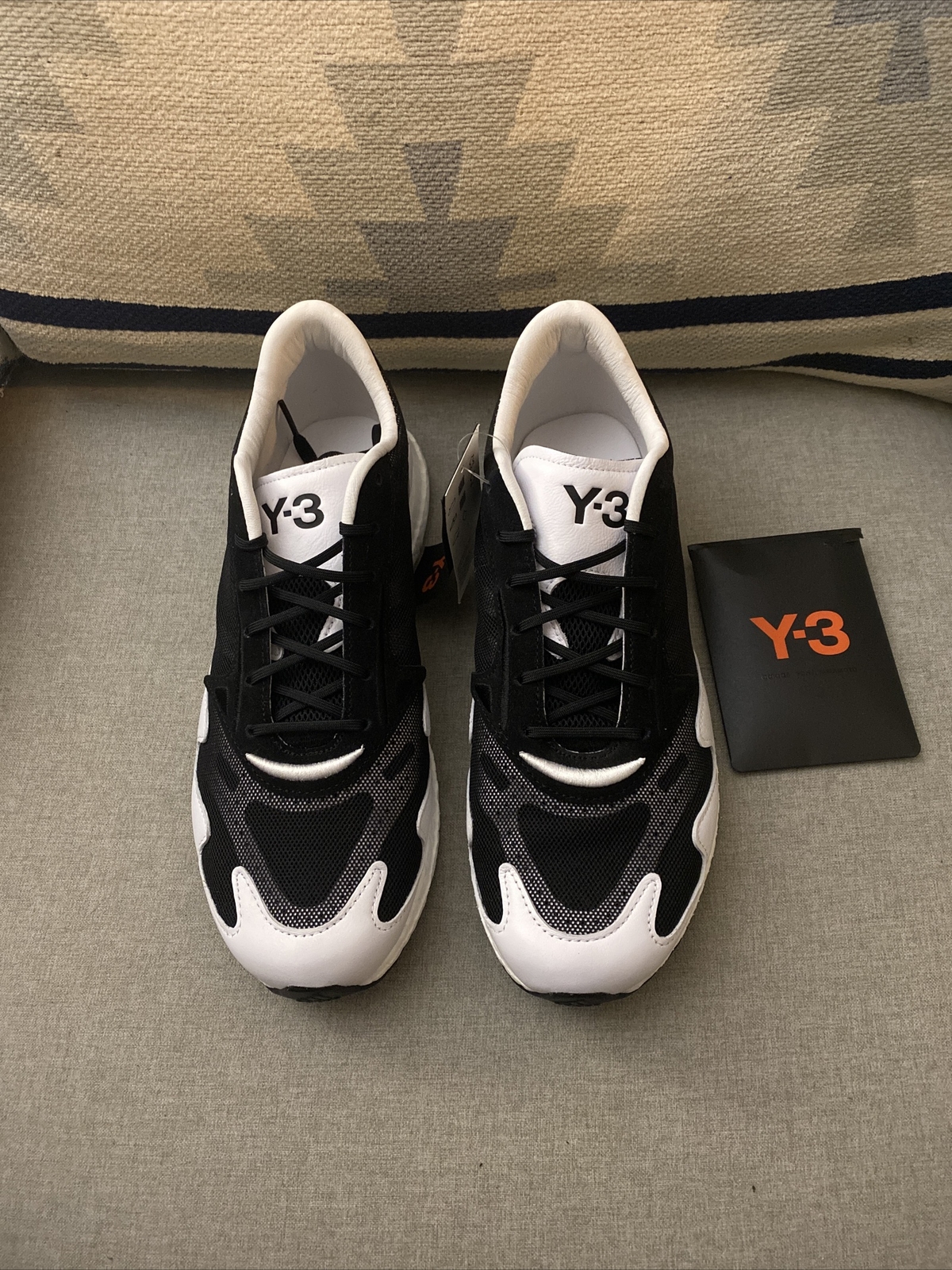 Y-3 Adidas by Yohji Yamamoto Rhisu run 