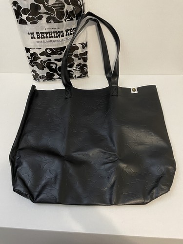 希少！A BATHING APE　LEATHER 　TAG BAG TAG 希少！A BATHING APE LEATHER TAG BAG TAG
