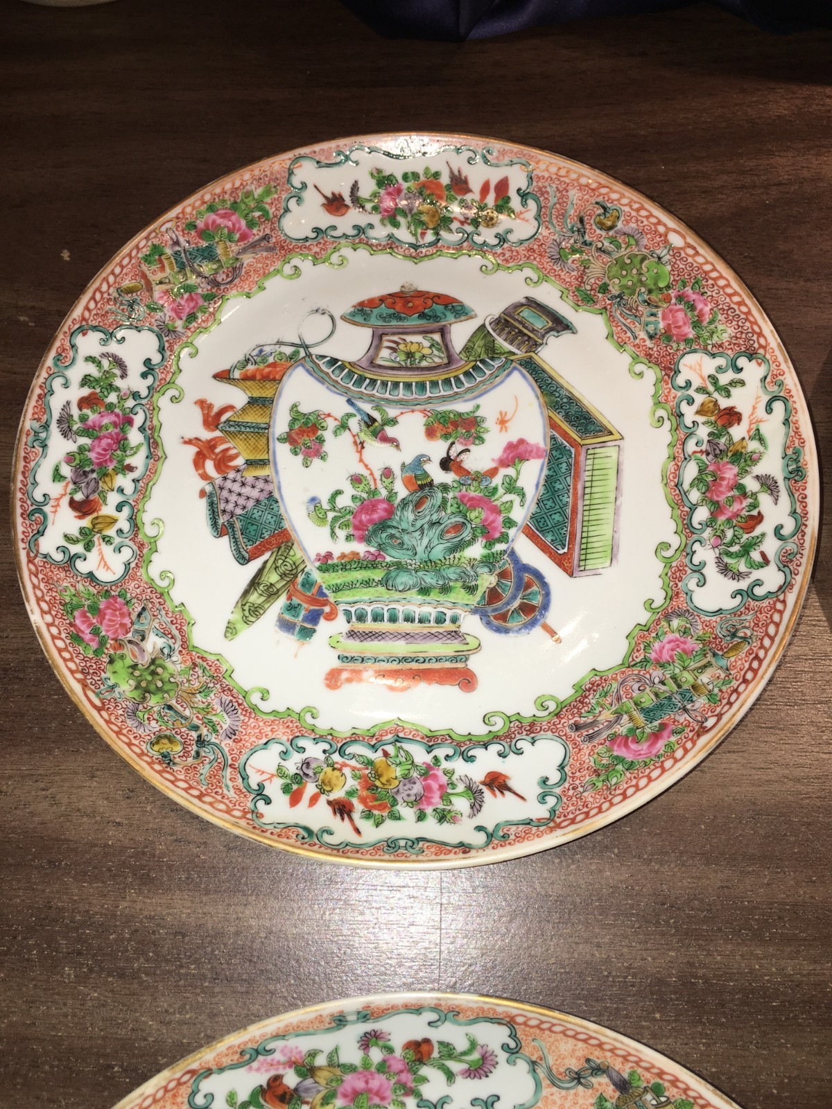 Set 4 Unusual Antique 19C Chinese Rose Medallion 9.75