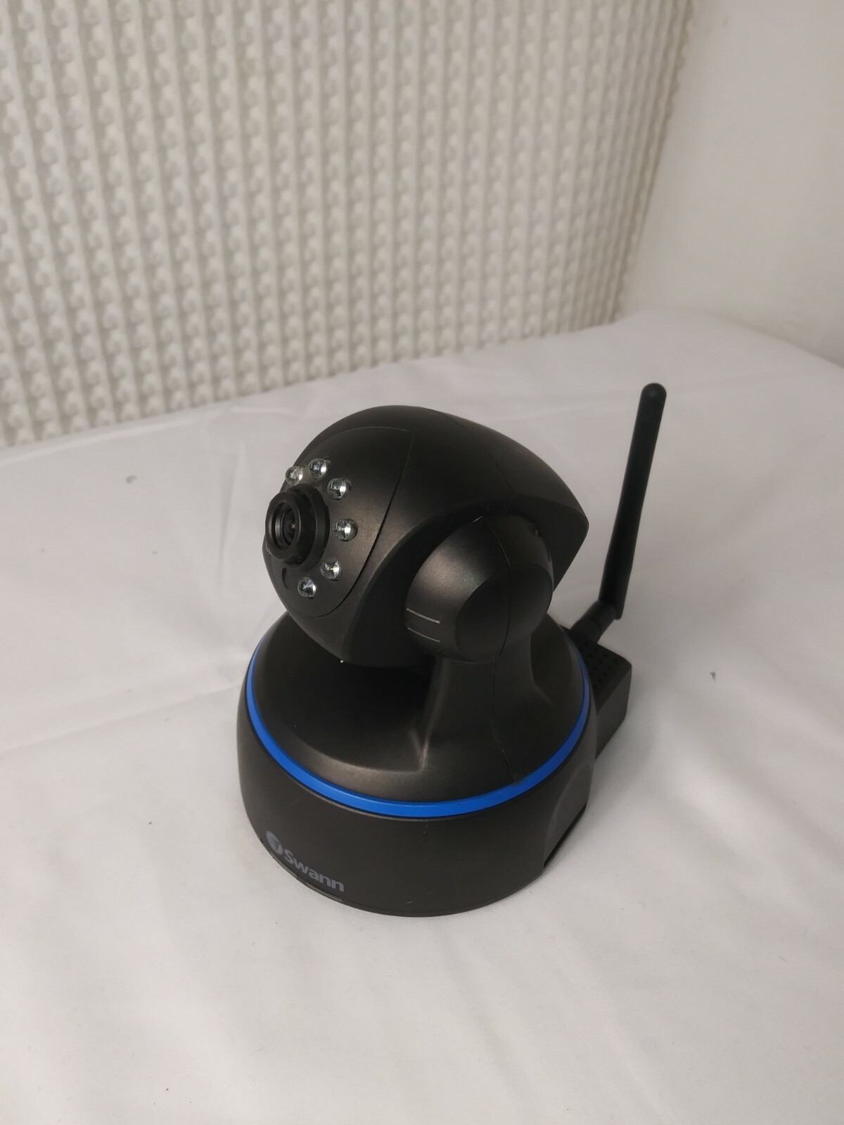 Swann Swads-445cam-us 720p Pan and Tilt Wi-fi Security Camera