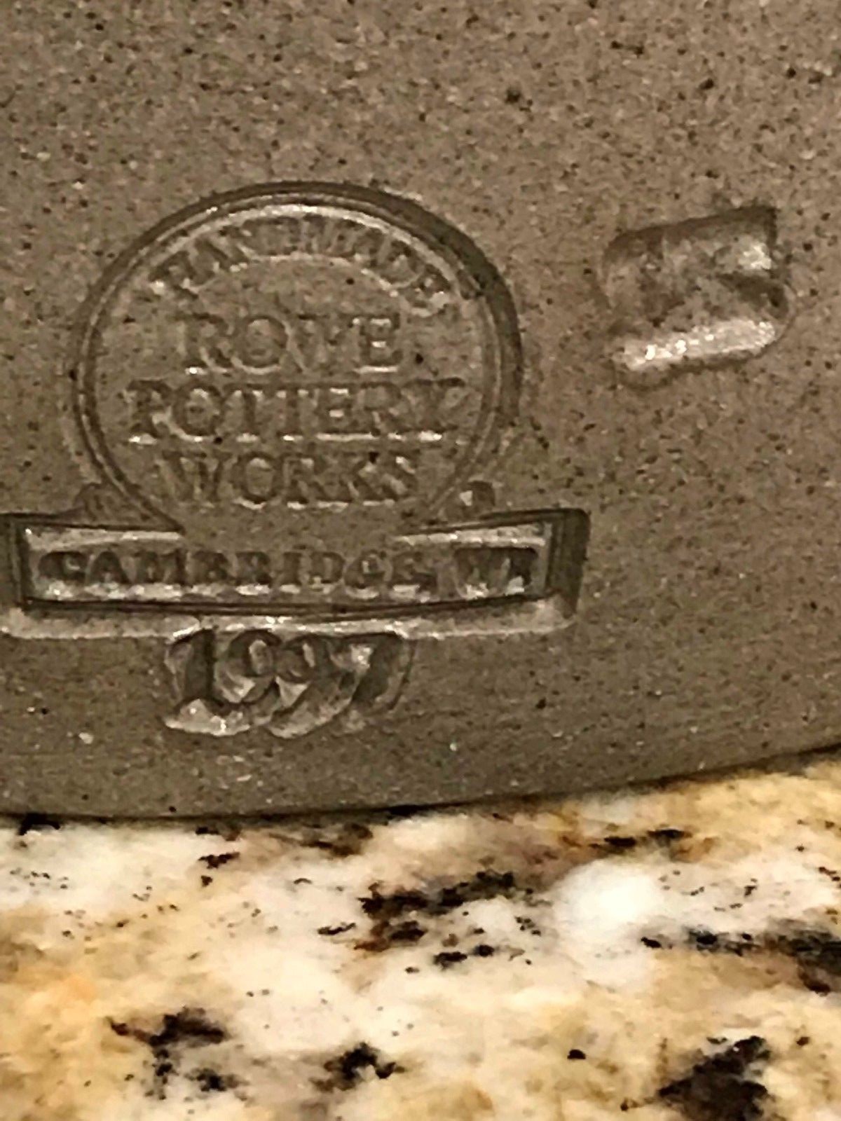 Rowe Pottery Works 1997 6.5