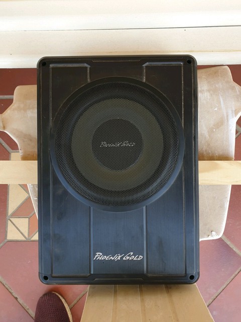 phoenix gold underseat sub
