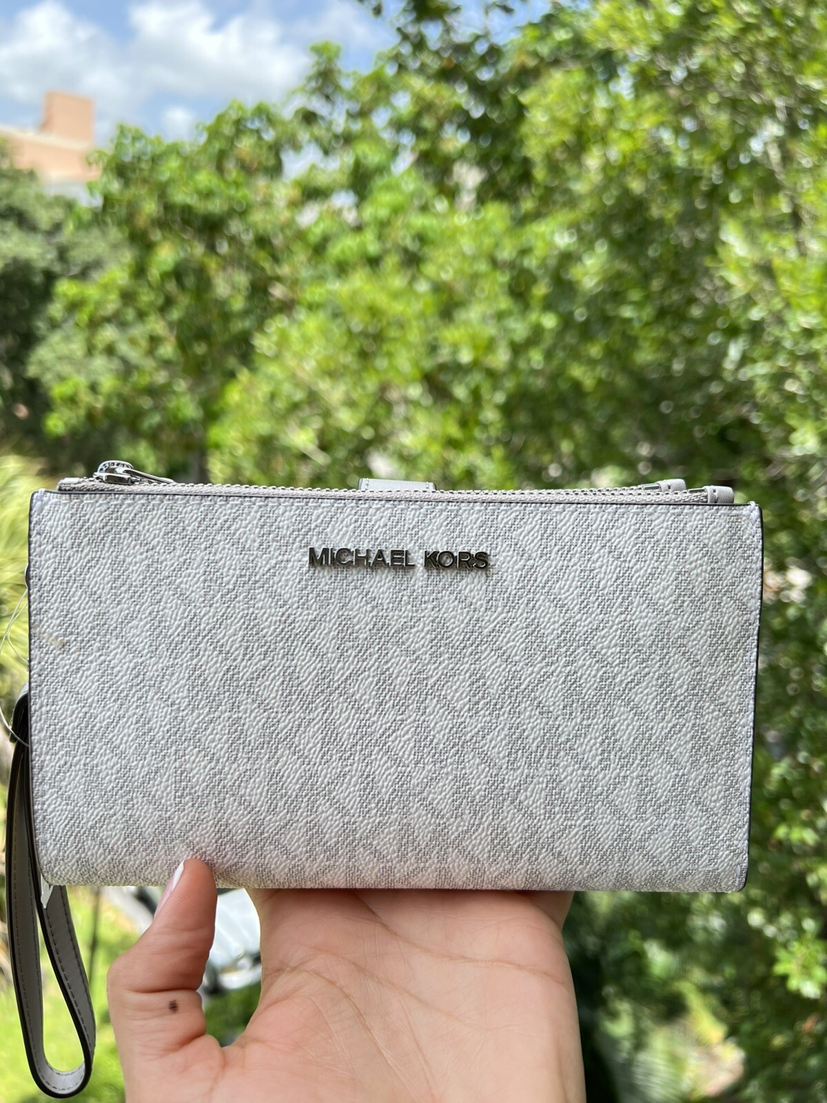 mk wristlet wallet
