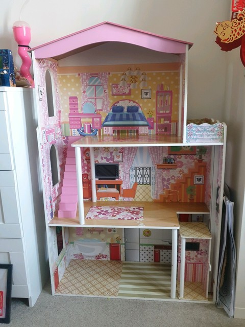 barbie doll house gumtree
