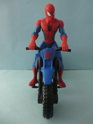 Figurine SPIDER MAN 2015 MARVEL ET SA MOTO MARVEL HASBRO 2016                  S
