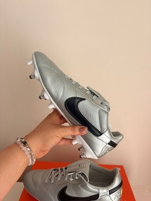 Nike Premier III SG-PRO Size UK8 Football Boots Brand New In Box Silver/Black 