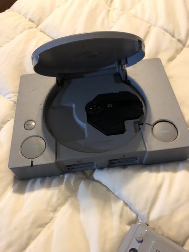 3 GRAY SONY PLAYSTATION PS ONE VIDEO GAME CONSOLE SYSTEM LOT SET PS1