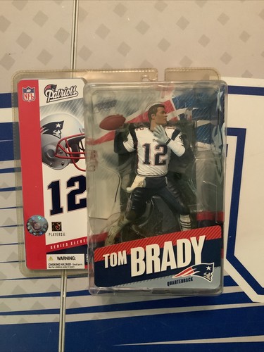MCFARLANE NFL 11 TOM BRADY NO HELMET SUPER CHASE VARIANT!  PATRIOTS! MINT RARE!