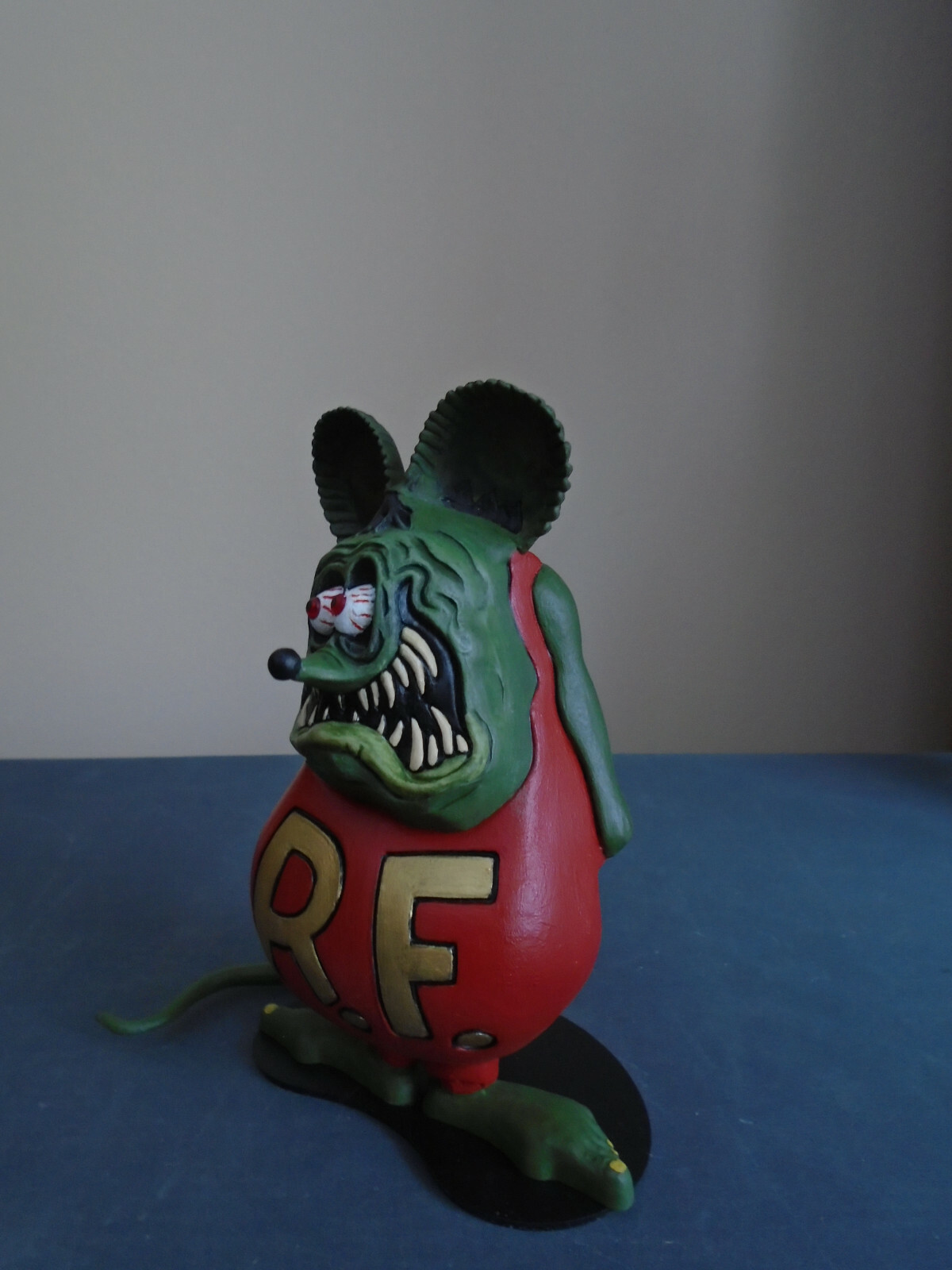 Vintage Revell Rat Fink  Ed Roth Model