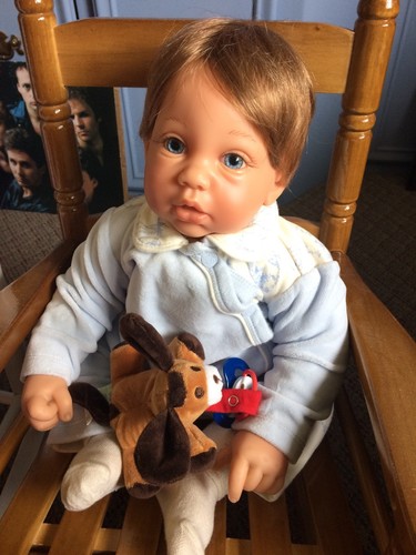 THREE Lee Middleton Dolls!