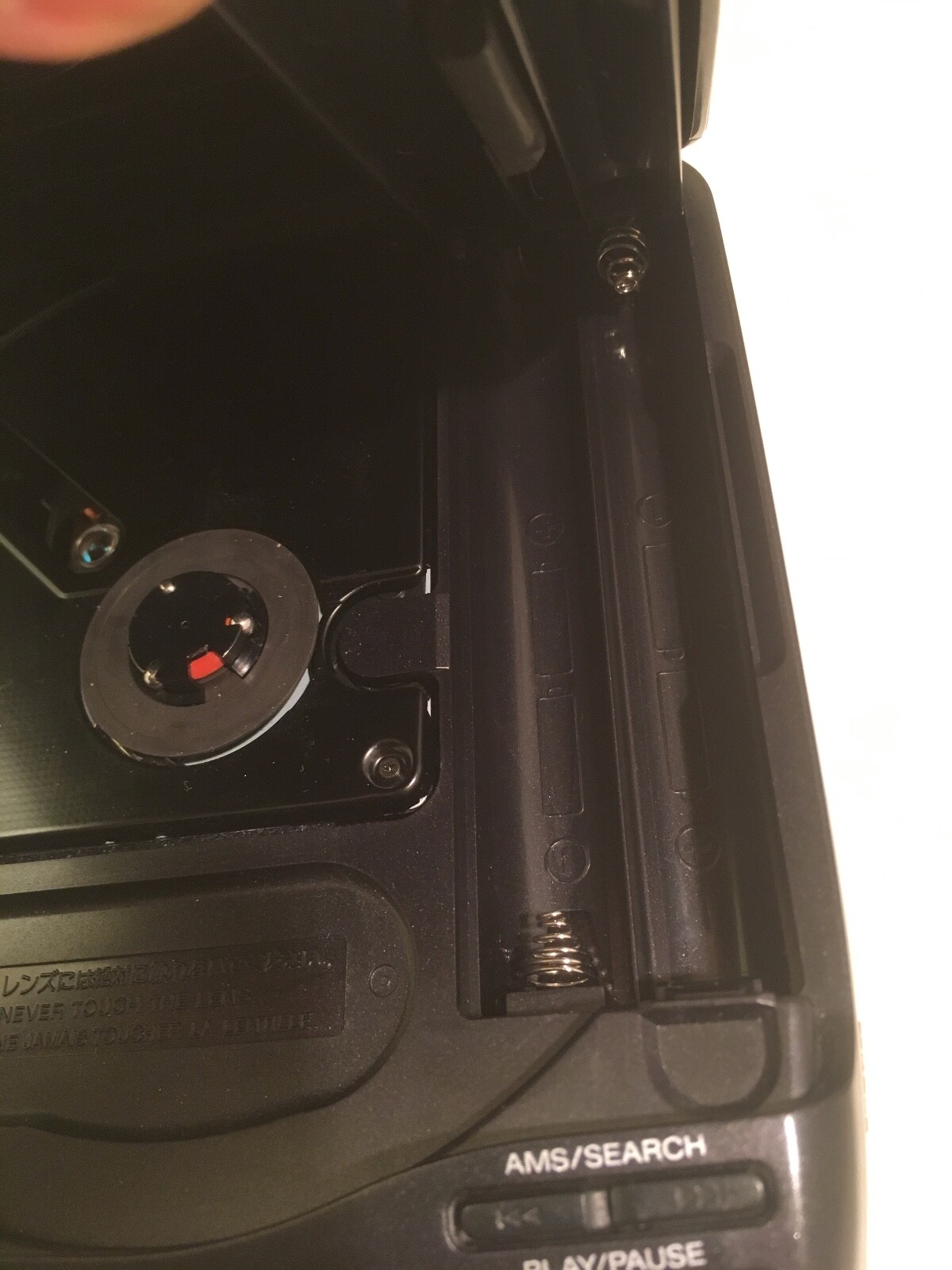 Sony Discman D-33 CD Compact Portable Player - Clean Condition!