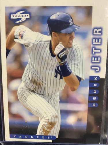 Derek Jeter ゴールドグラブ賞 ボブルヘッド Derek Jeter ゴールドグラブ賞 ボブルヘッド フィギュア