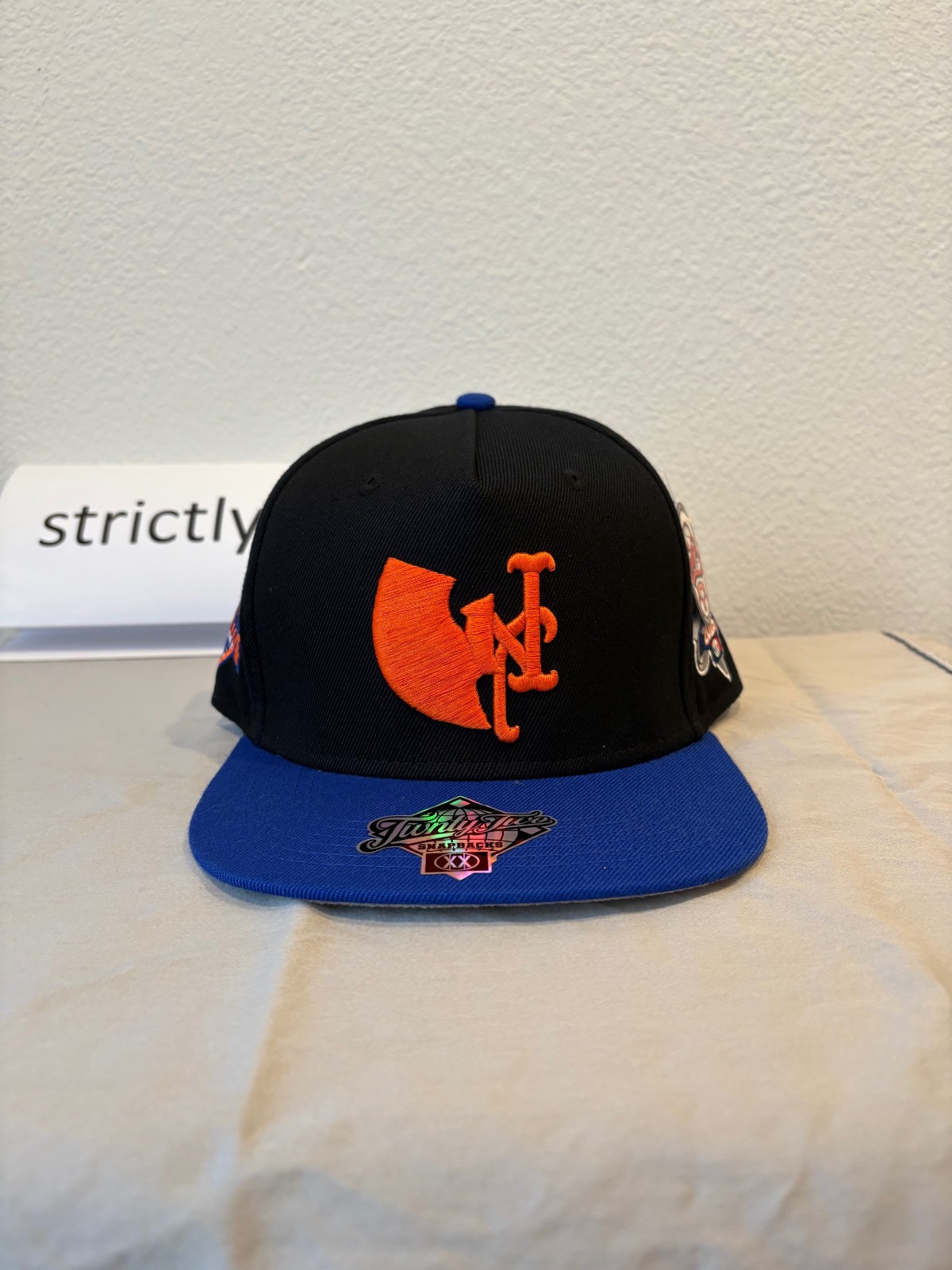 海外限定 TWNTY TWO WU-TANG NY SNAPBACK CAP ① Wu-Tang New York Mets Twnty Two WuNY black & royal blue