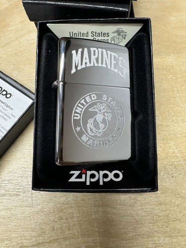 Zippo　MARINE DJIBOUTI （ジブチ海軍？）　新品未使用 Zippo US Marines Logo on Chrome Silver Lighter - 250 - New