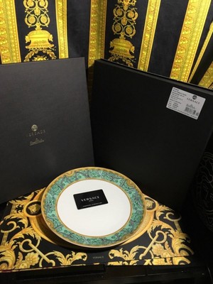 VERSACE Dinner PLATE Scala Palazzo 10.5