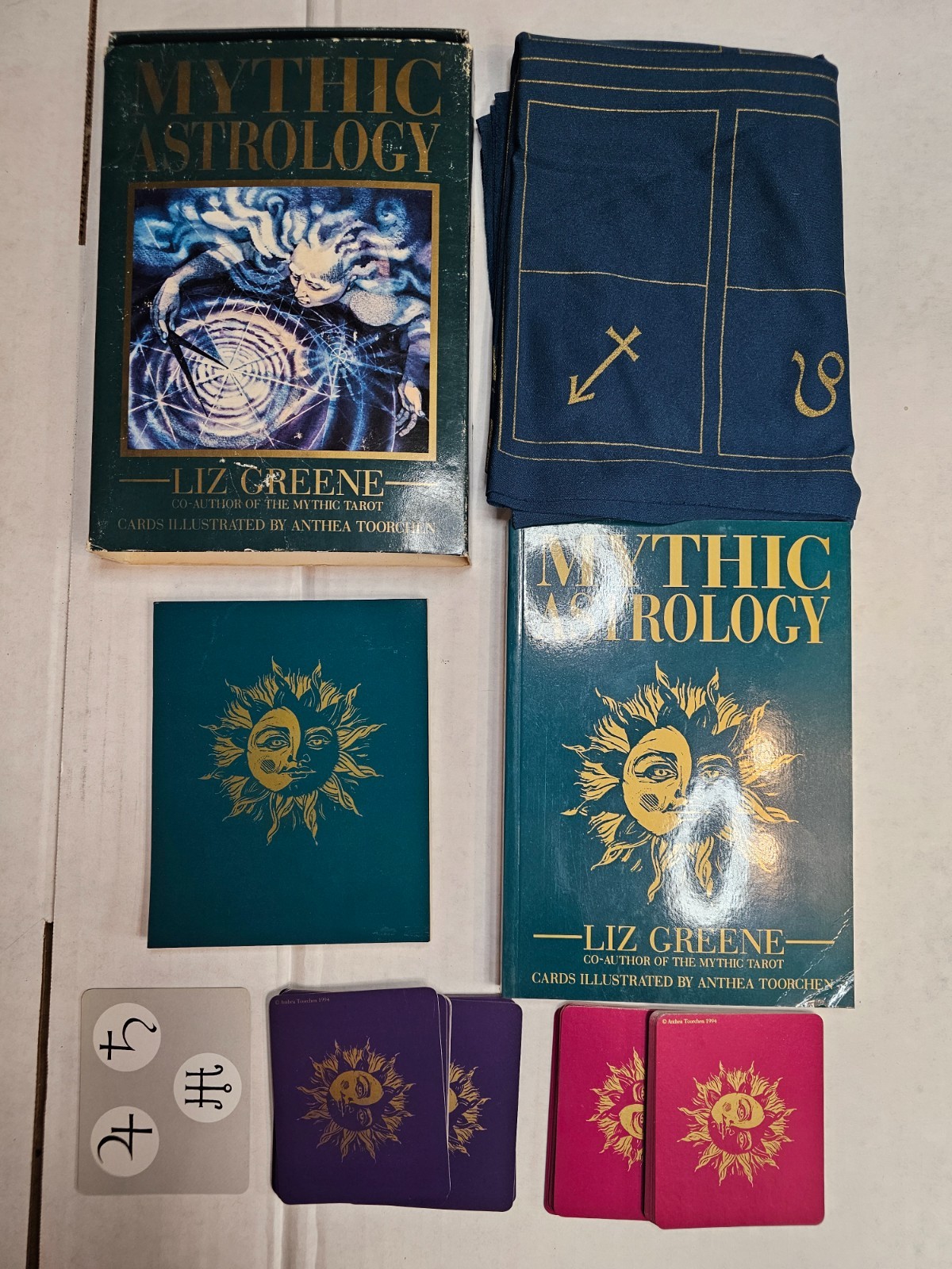 Mythic Astrology Liz Greene Anthea Toorchen 49 Cards/Book/Cloth