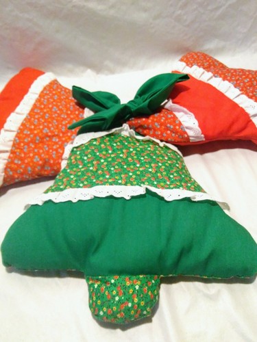 Handmade Christmas Trees Wall Hanging Applique Bells Sewn Bow Ceiling Red Green