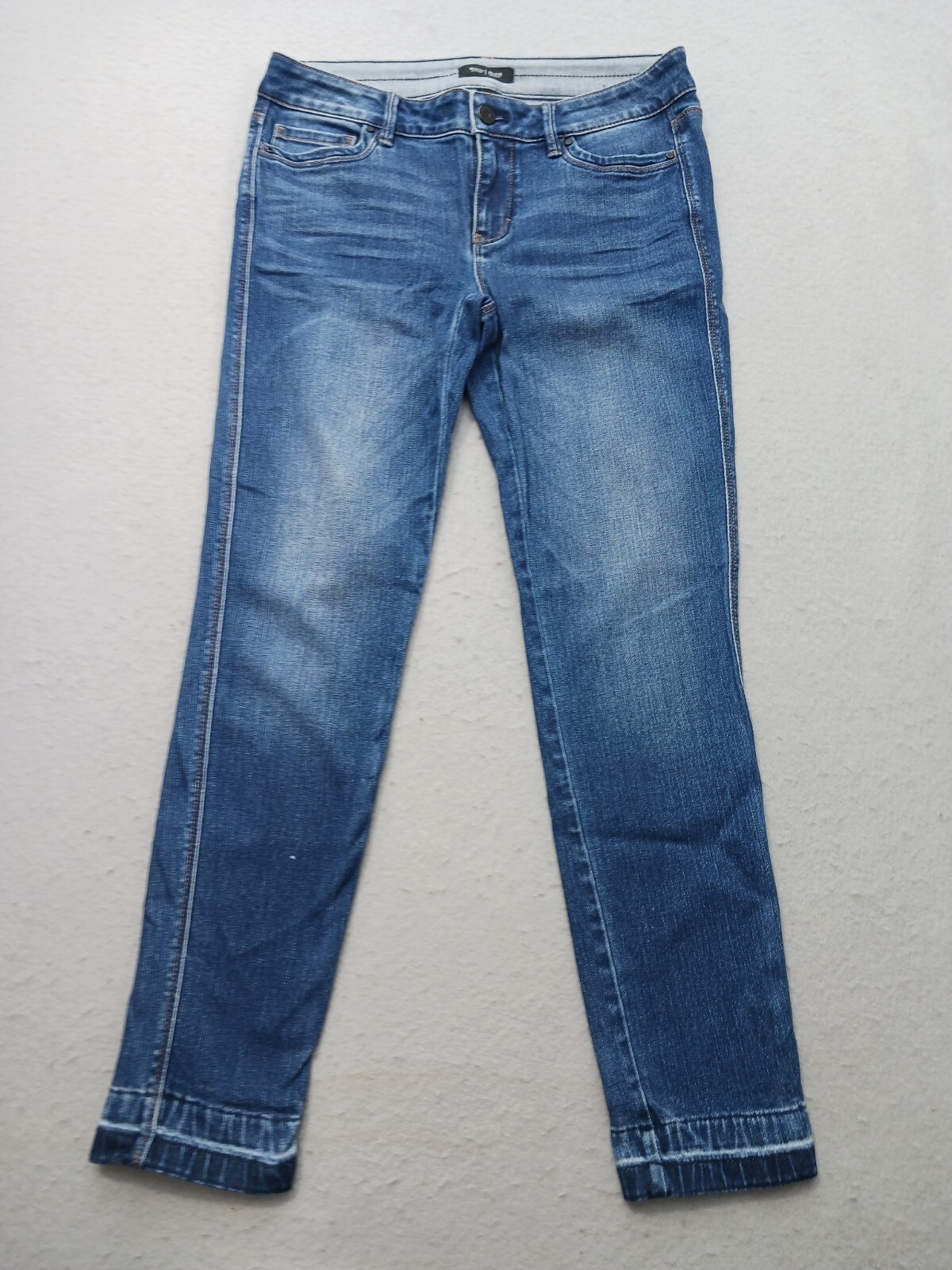 White House Black Market Women's Jeans Size 4 Med Blue Skinny Mid Rise Released