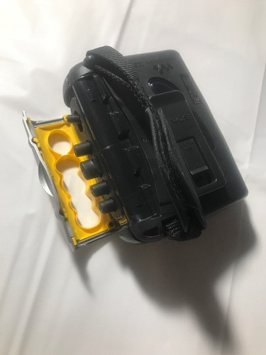 Sony WM-FS421 Sports Walkman Cassette Player