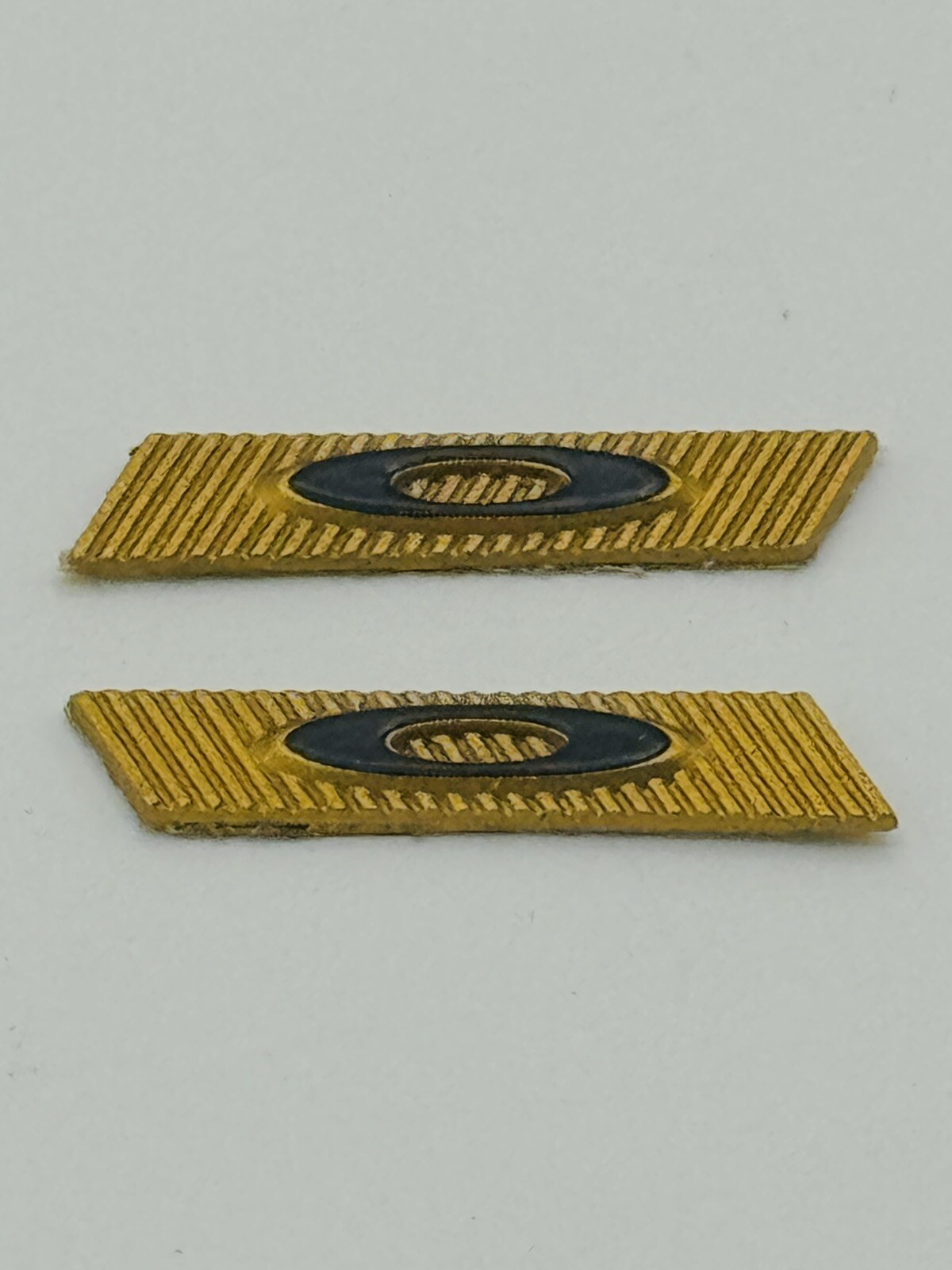 OAKLEY SUTRO SUNGLASSES REPLACEMENT SIDE LOGO ICON IN GOLD