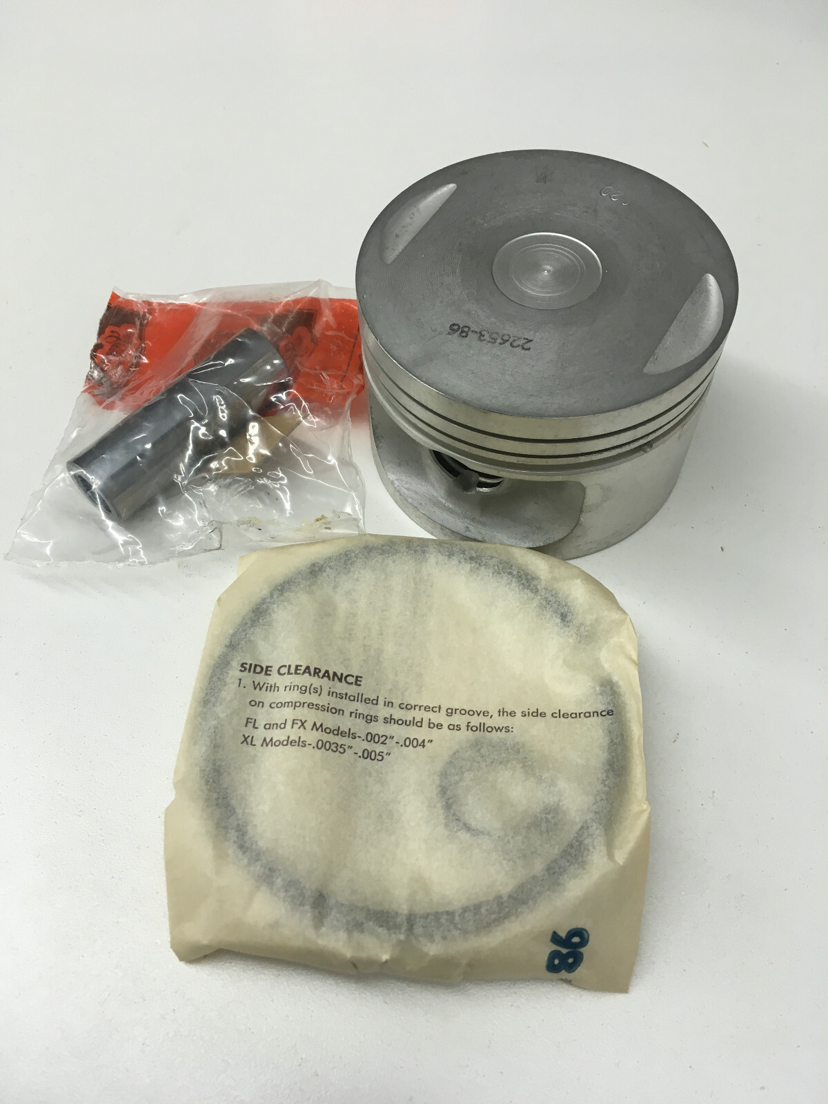 A NOS OEM Genuine Harley Davidson Piston & Ring Kit P/N 22220