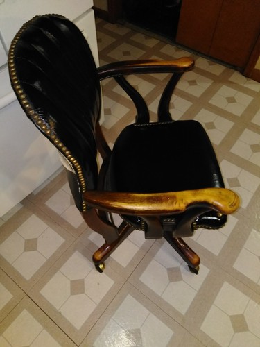 Vintage W.H.Gunlocke Black Leather Swivel Arm Desk Office Banker Lawyer Chair