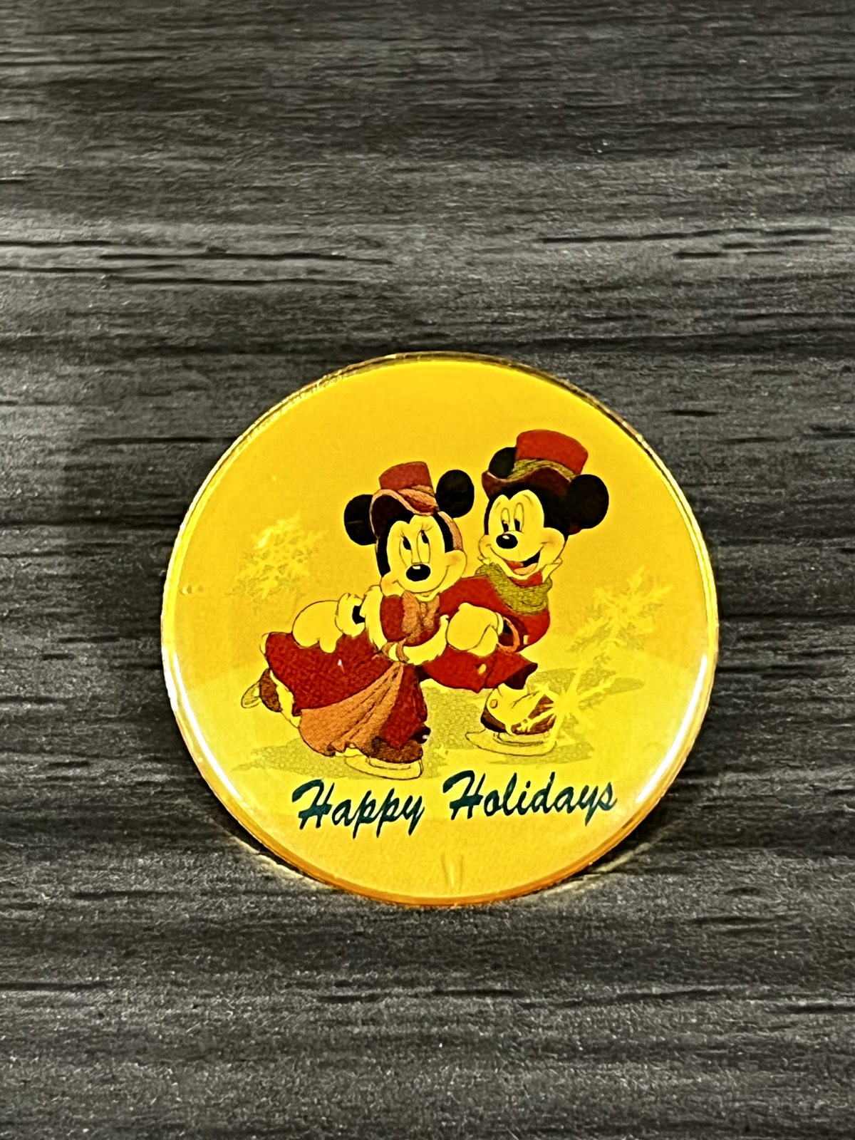 Walt Disney World Happy Holidays Mickey & Minnie Ice Skating