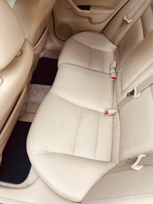image 9 of interior